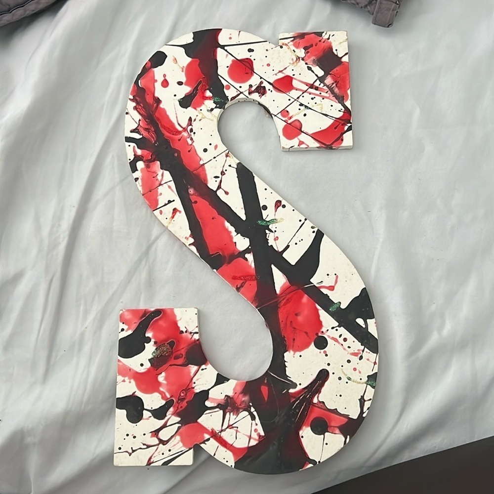 Paint Decor Letter S